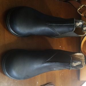 Blundstone kids boots